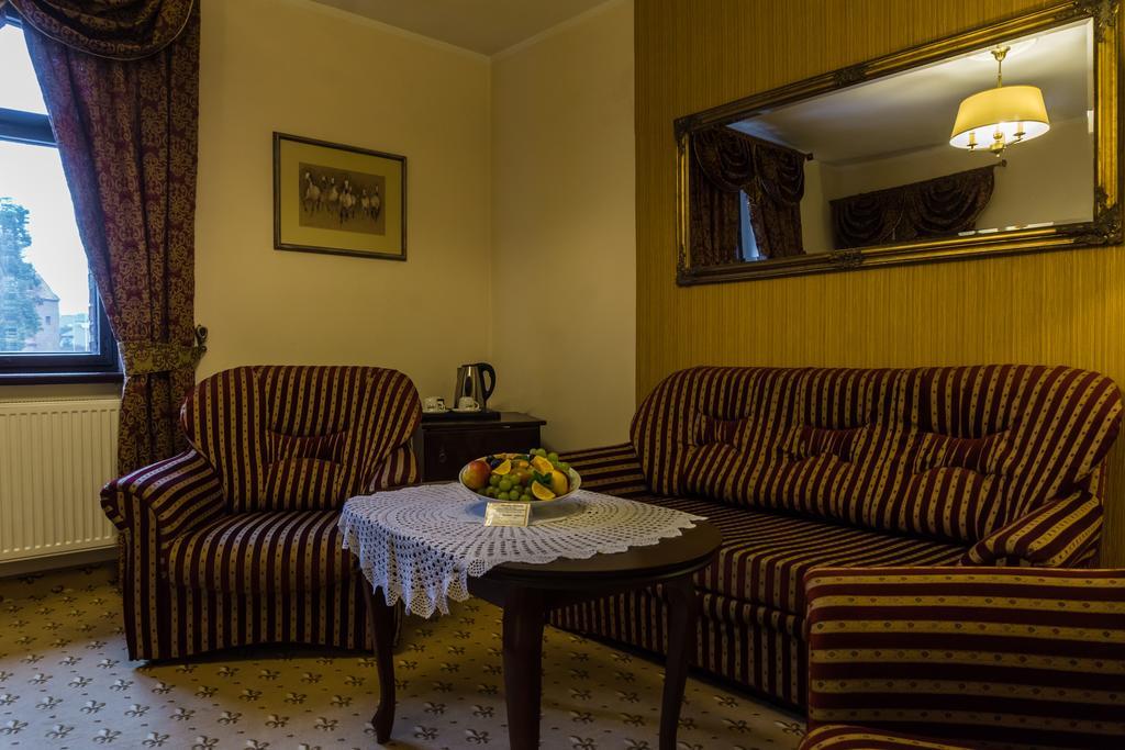 Zamek Gniew - Palac Marysienki Habitación foto
